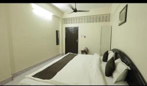 Happy Home Paying Guest House