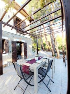 Ovacık Detached Villa in a Big Garden