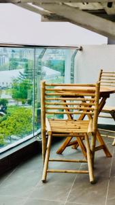 Lazzlla Gardens Luxurious 3 BR Apartment