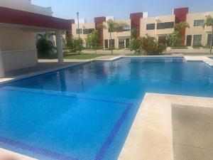 House with 3 bedrooms and AC near Zona Diamante and Barra Vieja
