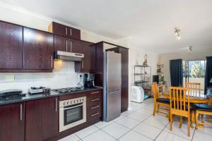 Lakeview Apartment Century City - Managed by Airscape