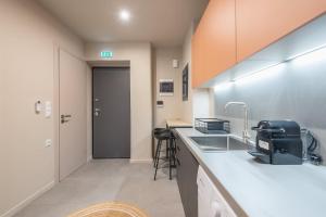Studio Compact