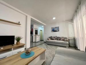 Family one bedroom apartmant Sunshine Budva