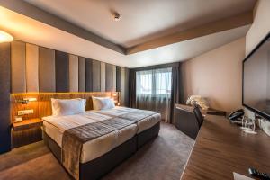 All Seasons Residence Design Hotel - Free parking