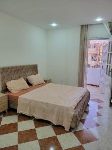 Appartement F3 bien équipé à boulevard millenium oran