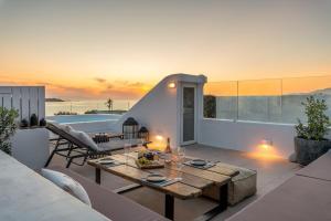 DAngelo Sunset Terrace by the windmills