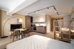 Ivory Concept Studio 26