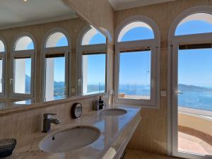 Sea View Altea Hills Solar Heated Pool 4 King Beds