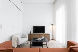 2-Bedroom Apartment with Private Garden