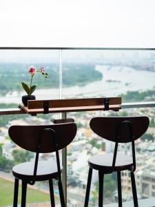 Moondust Drift - Luxury Center 1BR with SofaBed, Free Pool&Gym, Riverview