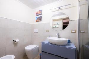 Trevi Heritage Loft, Modern and Roman Charm