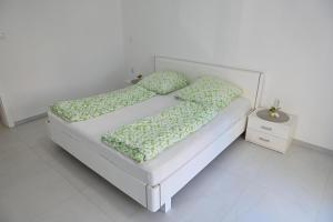 Luxury Duplex with Private Jacuzzi Free Parking