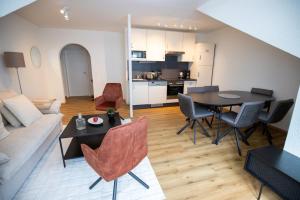 Bright Apartment in central Basel - Special WHITE RABBIT 32 Apartment, Basel, up to 6 guests