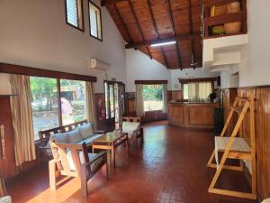 Hosteria La Cabaña