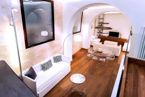 Old Town Prestige Loft by Flatinrome