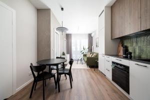 Wola Redutowa Superior Apartment by BookingHost