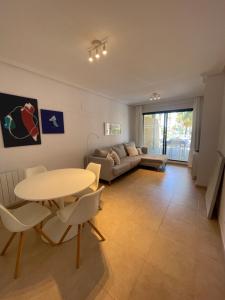 Casa Blanca White