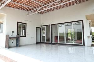 Entire AramZone Villa with Stunning Glass Room