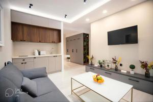 GQ Premium Apartments On First Line