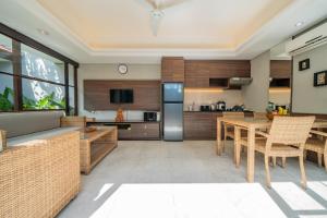 Cozy 2BR villa w- pool & garden views - Villa Vozoda D by TROPICALLY
