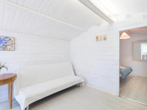 Matilda - Casa con terraza con acceso a playa semi-virgen
