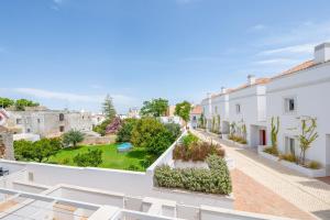 Les Terrasses B Private Rooftop Pool in Tavira