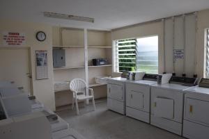 Fantastic Condo - Goldenview