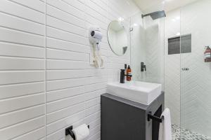 Escandon Suites by Escajal Rooms