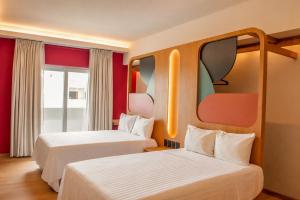 Hotel More