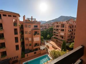 Penthouse Sea Views I Parking I Pool I BBQ I Beach