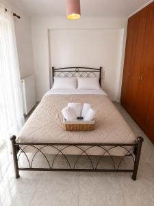 Beautiful apartment with balcony in Aigio