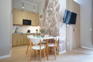HostLoop Aparthotel - Chopina 6