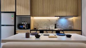 Cozy Wood Room, Walk To Nimman 5 Min, City View