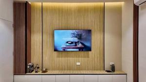 Cozy Wood Room, Walk To Nimman 5 Min, City View