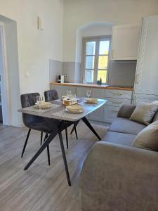 Thea apartments