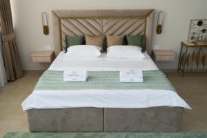 Dream Palace 2
