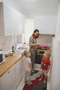 Marinas City Center Apartment