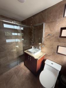 Large house with 4 bedrooms and a panoramic view of Cuenca