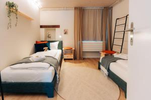 Grand Host Central Suite 2 -130 sqm Free Parking & near Congress Centre