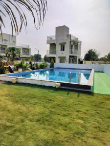 Luxury 2BHK Villa with Nature Views