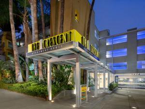 WeHo Luxe 1BR Escape with FREE PARKING