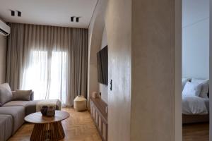 Acropolis 2BD Apartment by Lumen Living