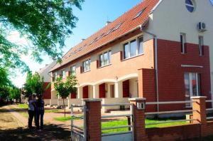 Apartman Semiramis Apartman Cserkeszőlő Madjarska