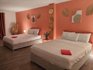 Large house in Cartagena with ocean views