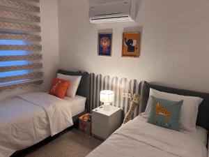 Cozy Life in Heart Of City