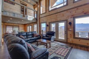 Great Smoky Lodge