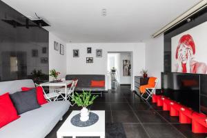 2 rooms, 52 m2, near Królikarnia, Mokotów