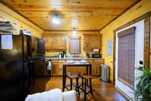Beavers Little Lodge I Couples Cabin I Romantic