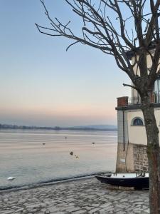 la corte tra i laghi