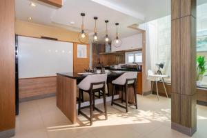 Luxury Villa Near Bangla 5mins walk to Beach